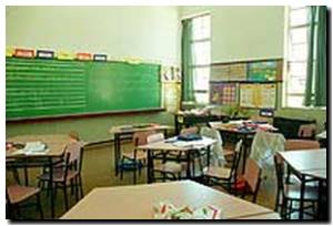 0130-colegios-aulas-vacias.jpg
