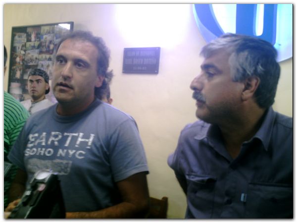 mataderos-brindis-31-12-08-ahorainfo-004