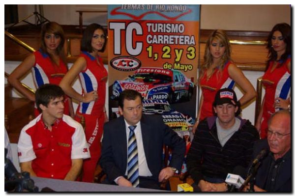 matias-rossi-el-gobernador-gerardo-zamora-emanuel-moriatis-y-hector-toti-farina